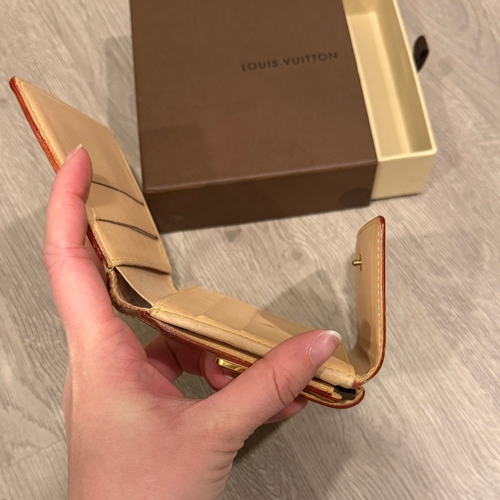 Louis Vuitton Murakami Porte Monnaie Carte Credit - Picture 13 of 17